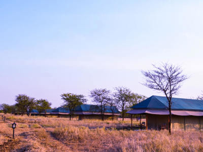 Osinon Camp buiten