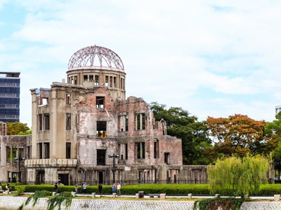 Atoomkoepel in Hiroshima, bekend monument op de Route Japan.