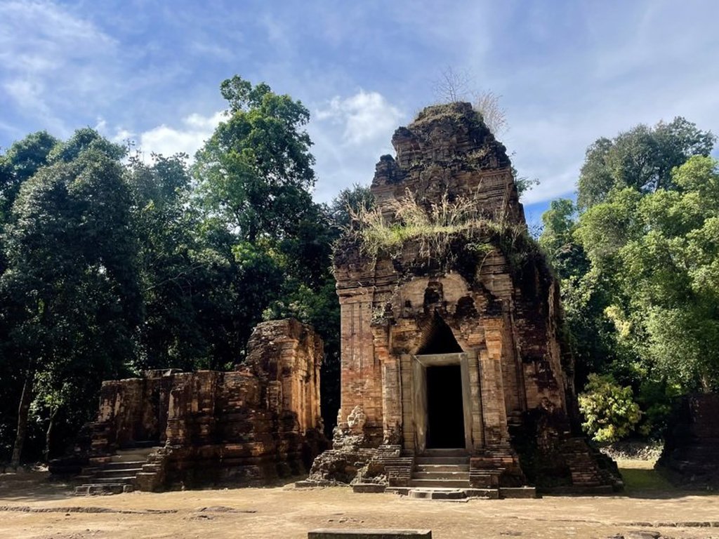 main_Kulen_Jungle_temple.jpg
