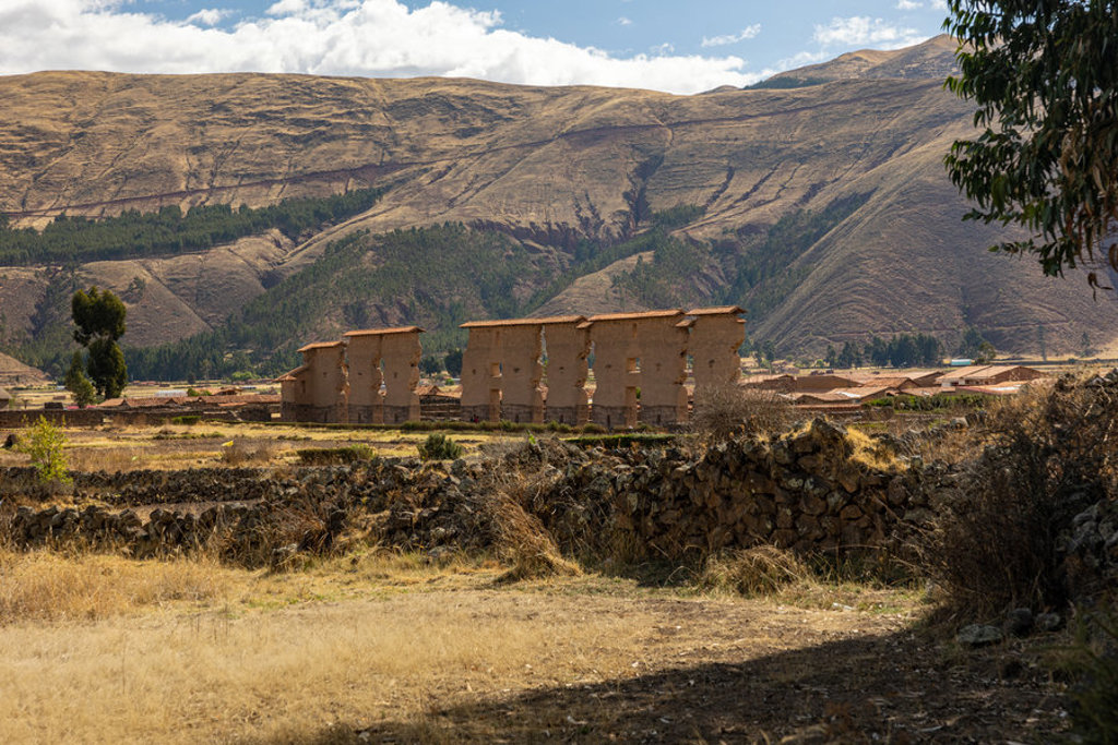 Inca-ruïnes van Raqchi in de Andesvallei, Peru.