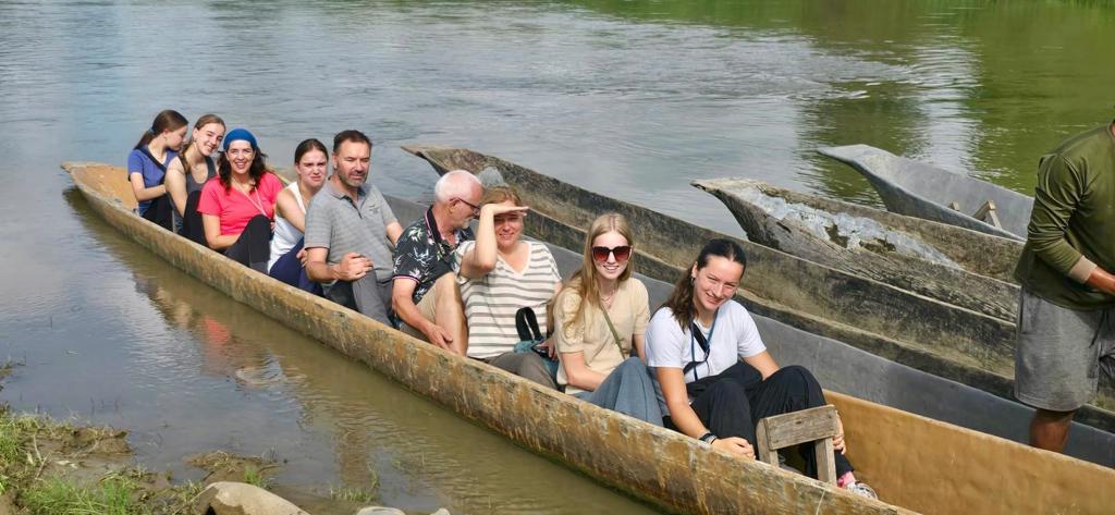 groepsfoto bootje.jpg