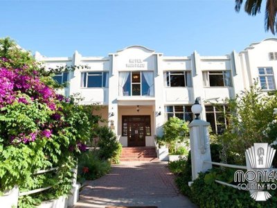 Montage Country Hotel