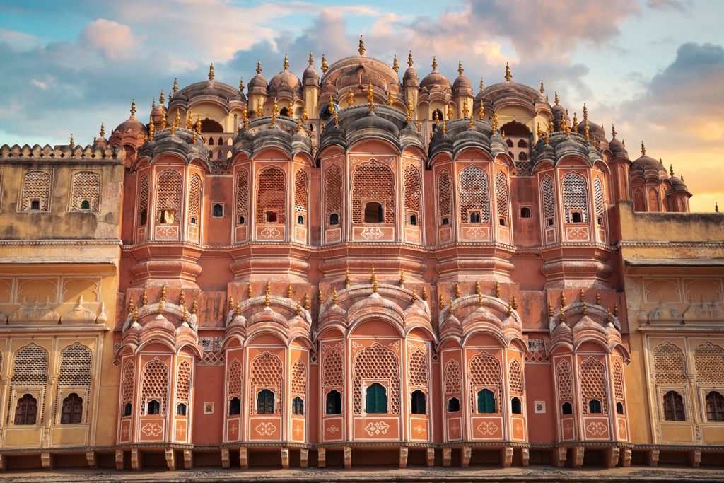 Hawa Mahal (Paleis van de Winden) in Jaipur tijdens een groepsrondreis Noord-India Compleet.