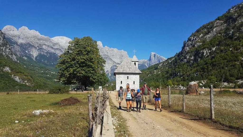 Berglandschap tijdens wandelvakantie Peaks of the Balkan in Albanië.
