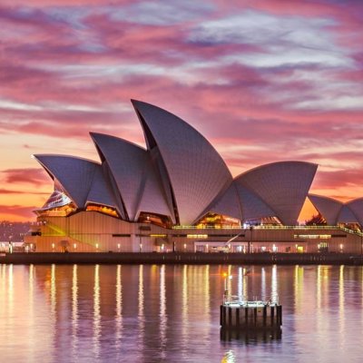 Groene achtergrond met subtiele bladeren, sfeerbeeld voor groepsrondreis Australië van Sydney naar Darwin.