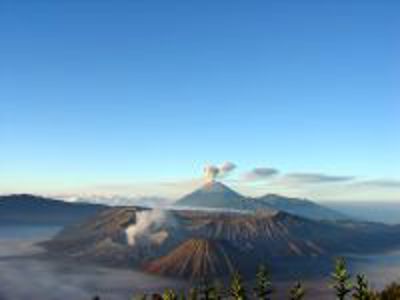 Zonsopgang bij de Bromo-vulkaan op Java tijdens de Route Java en Bali.