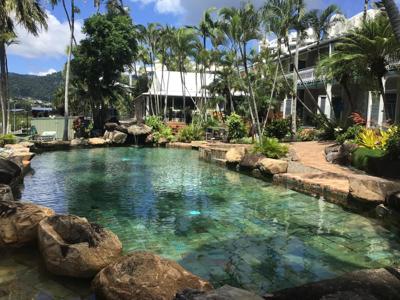 Colonial Palms Motor Inn