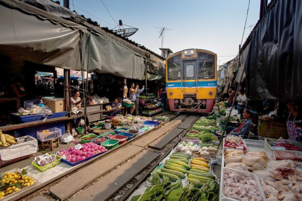 main_main_Railway_market.png