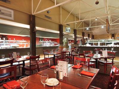 Outback Pioneer Hotel