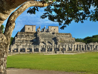 Piramide El Castillo in Chichén Itzá, stop op de Route Ruta Maya.