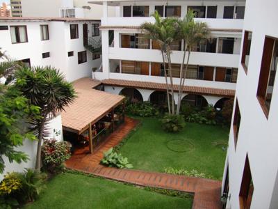 Hotel Señorial patio