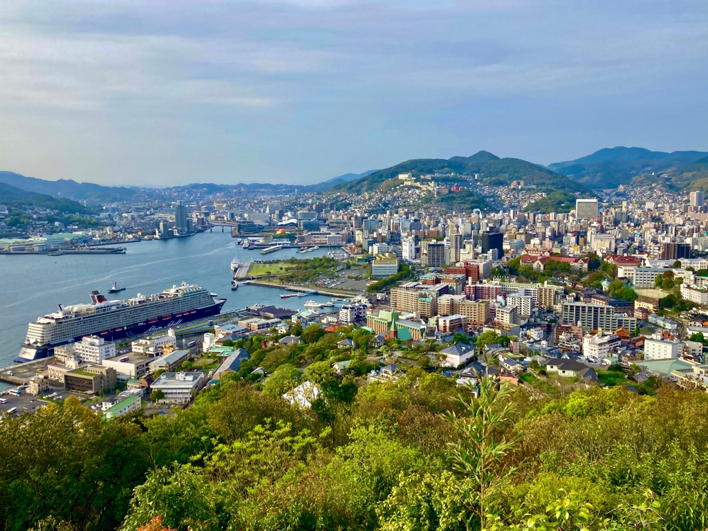Nagasaki shutterstock_2639610025.jpg