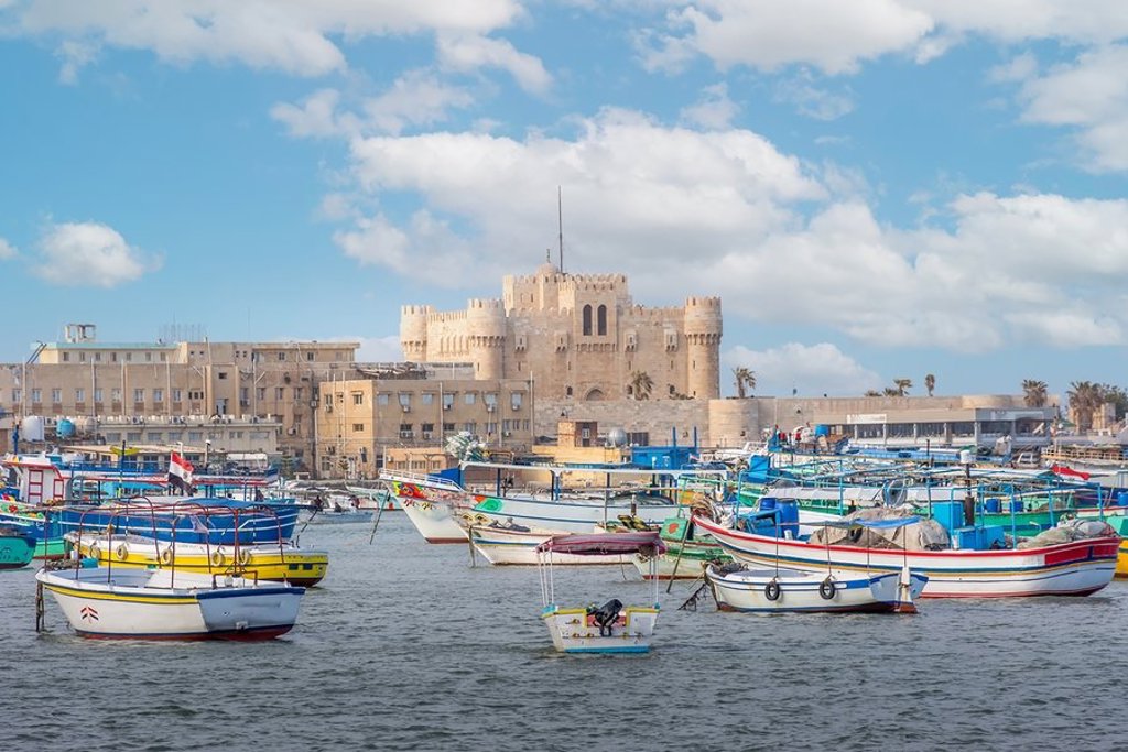 Panorama van de piramides van Gizeh in Egypte tijdens een groepsrondreis.